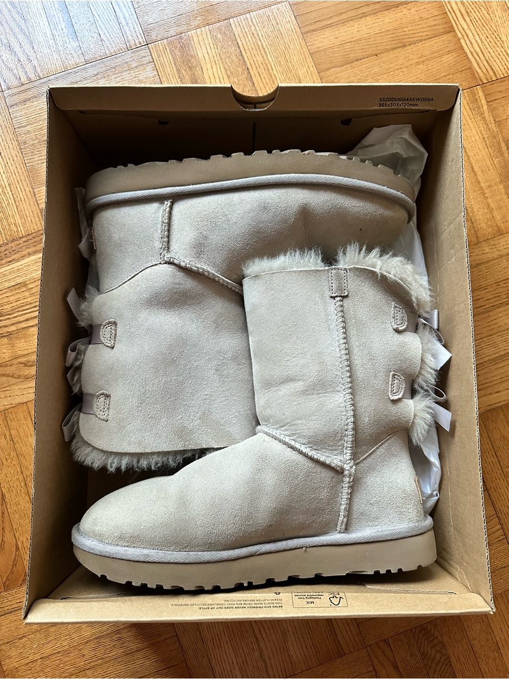 UGG Bailey Bow II Boot - Women’s Size 8